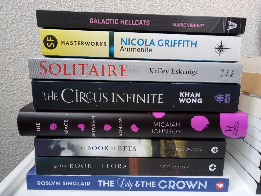 Diverse science fiction boeken lgbtq+, Verzenden, Zo goed als nieuw