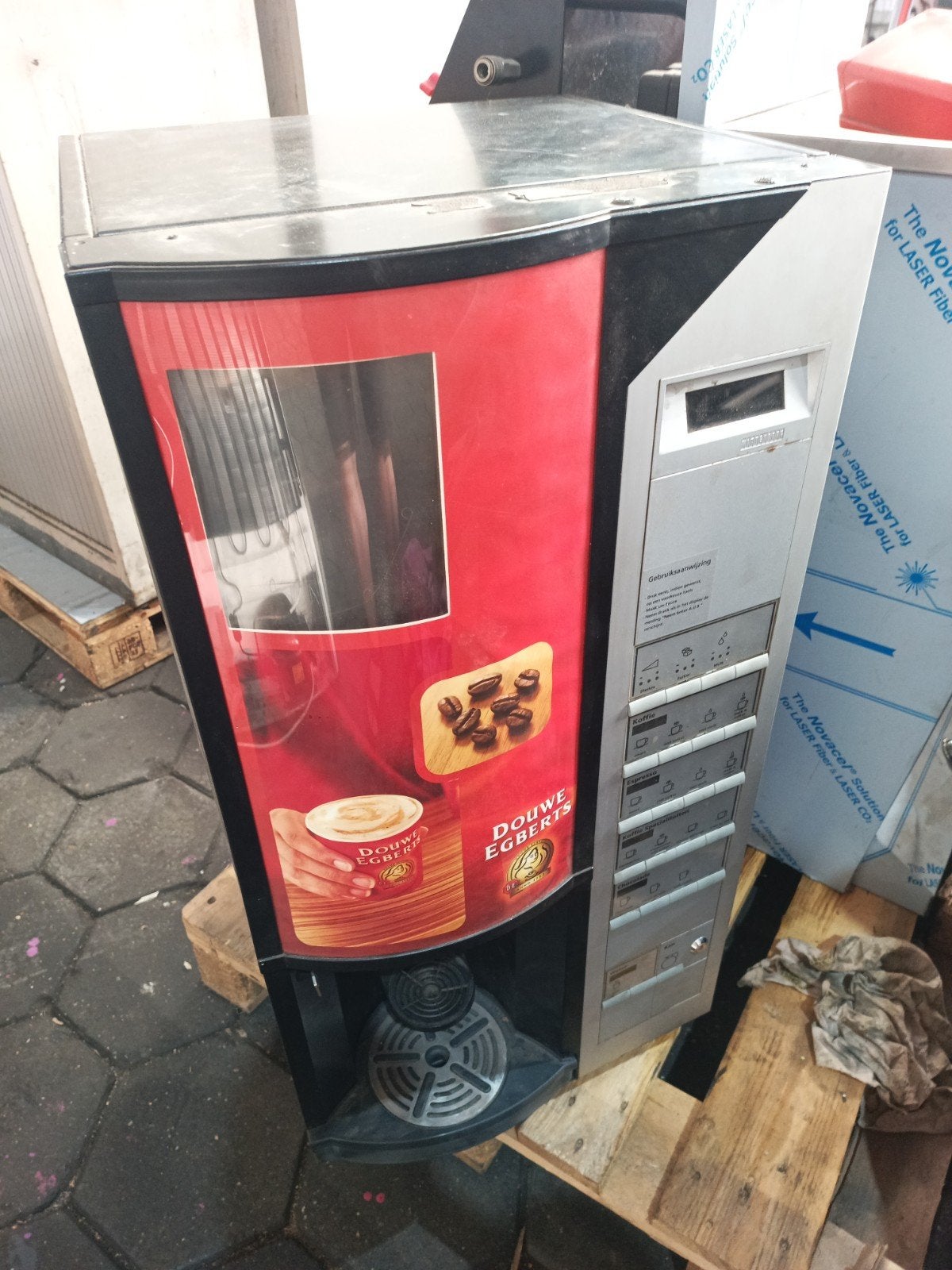 Douwe Egberts Koffiemachine - Gebruikt, Gebruikt, 10 kopjes of meer, Koffiemachine, Koffiebonen