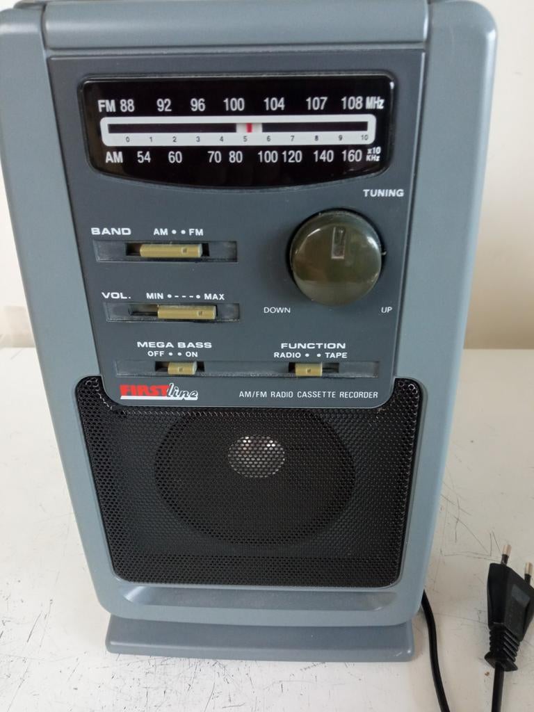 Radio cassette recorder  merk first line, Ophalen of Verzenden