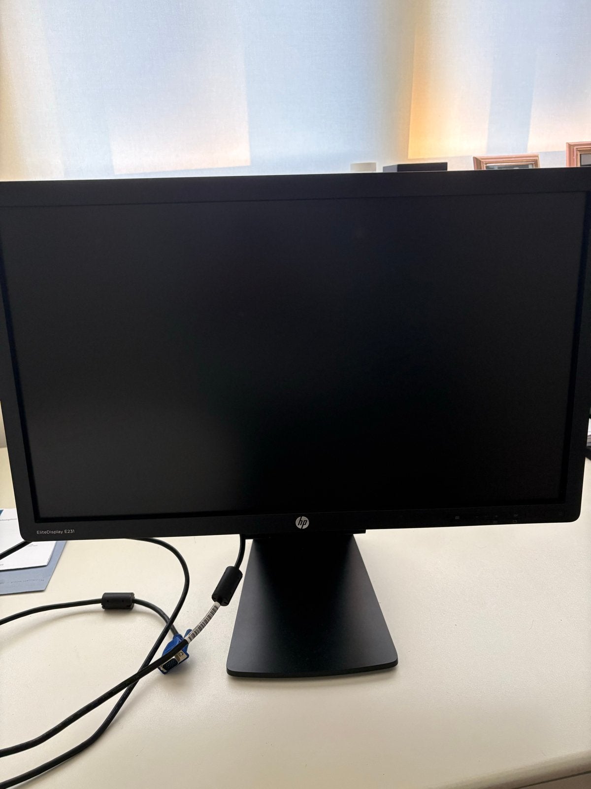 HP EliteDisplay E231 23 inch Full HD Monitor, Ophalen, Gebruikt, In hoogte verstelbaar, Full HD