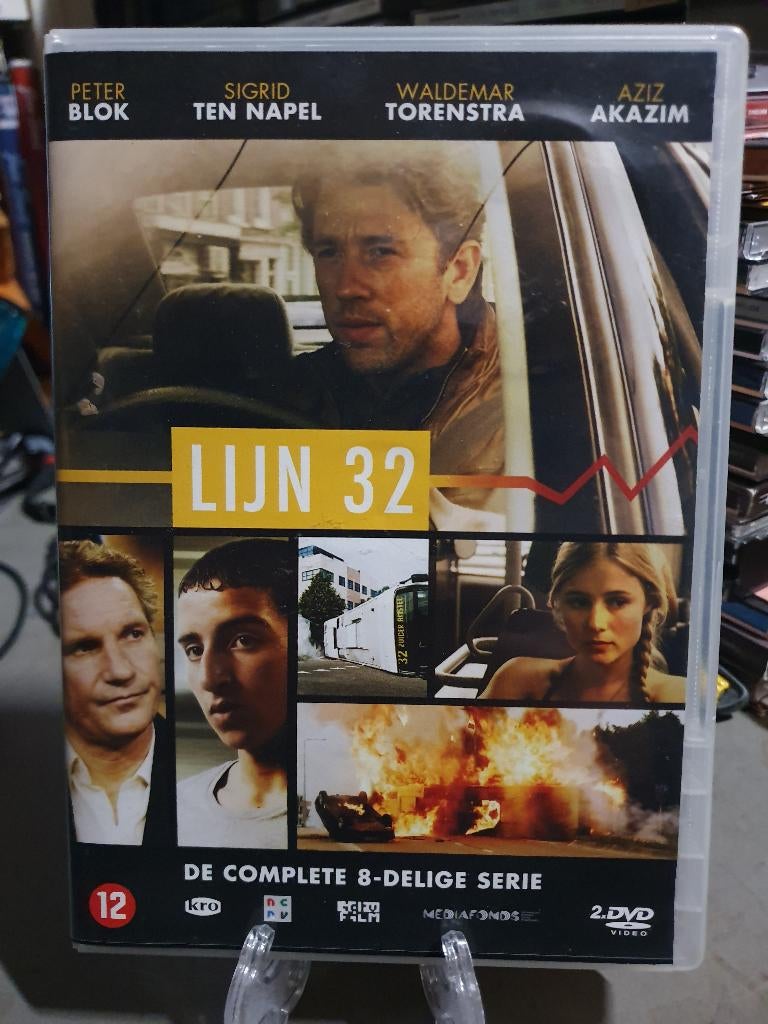 Lijn 32 - De Complete 8-delige Serie - 2DVD Box, Alle leeftijden, Ophalen, Zo goed als nieuw