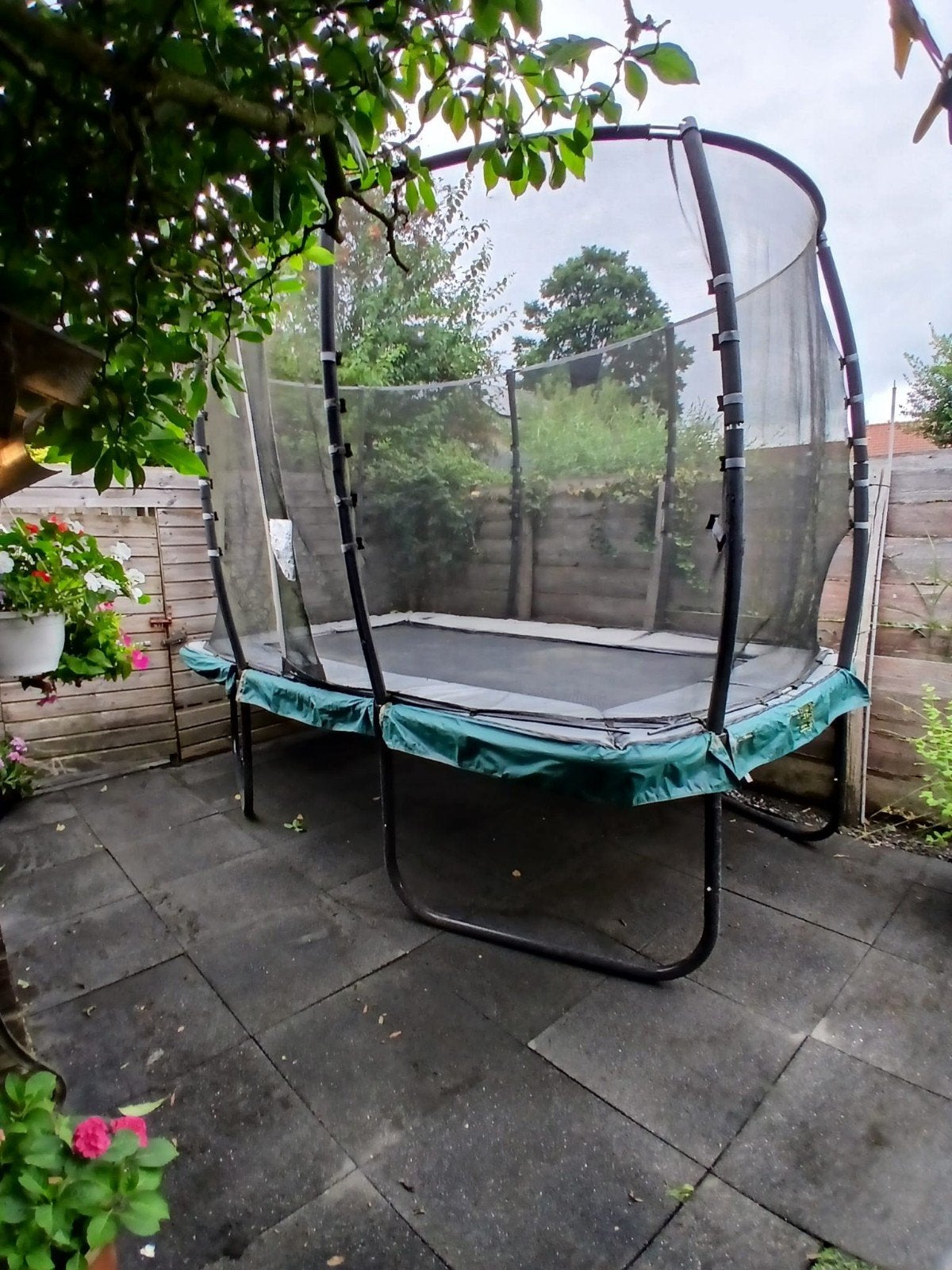 Trampoline, Kinderen en Baby's, Speelgoed | Buiten | Trampolines, Ophalen of Verzenden, Zo goed als nieuw