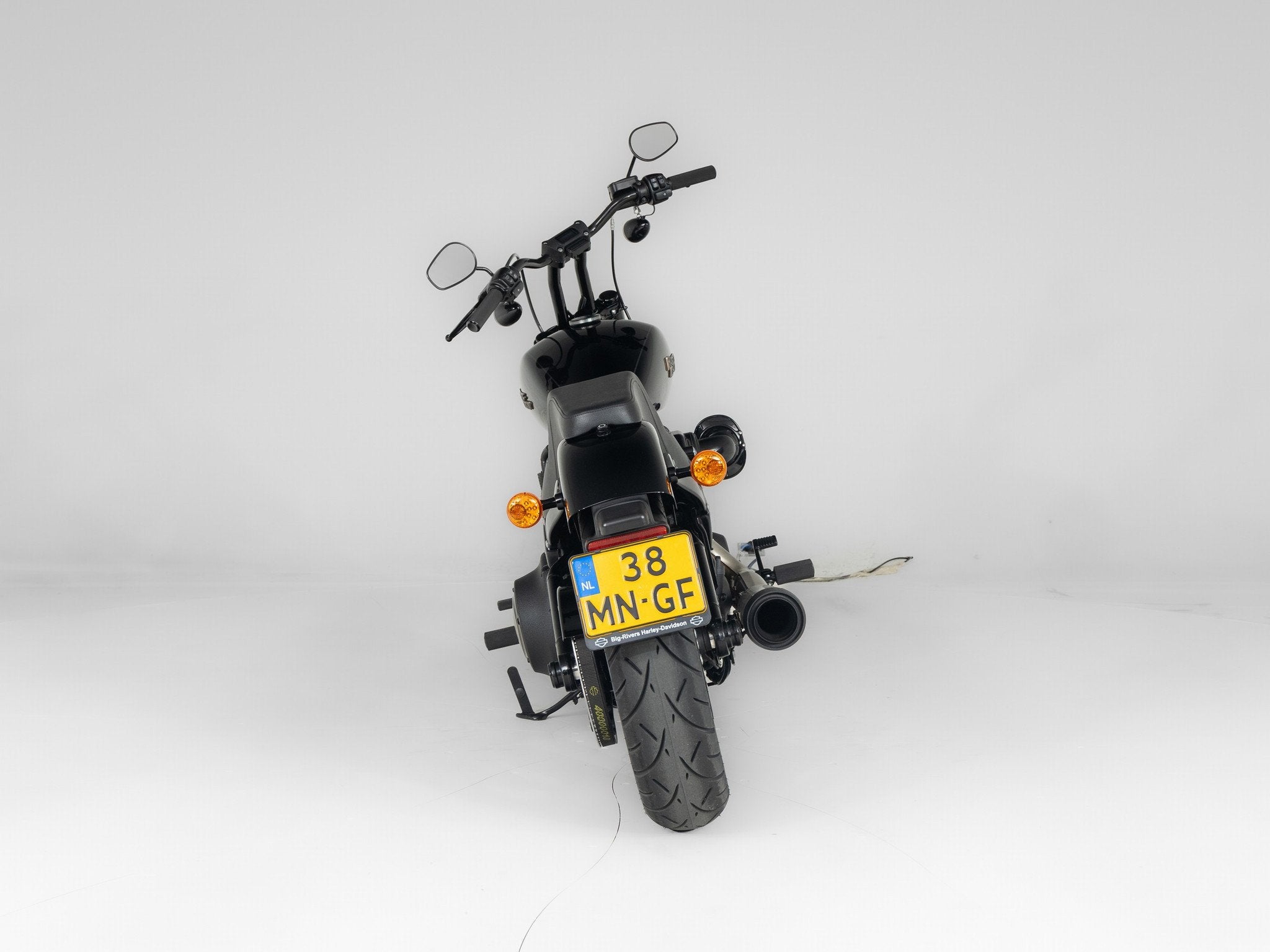 Harley-Davidson FXBB SOFTAIL Street Bob (bj 2018), Bedrijf, 2115 cc, Overig, Laan van Vredenoord 33
2289 DA  Rijswijk ZH, NL