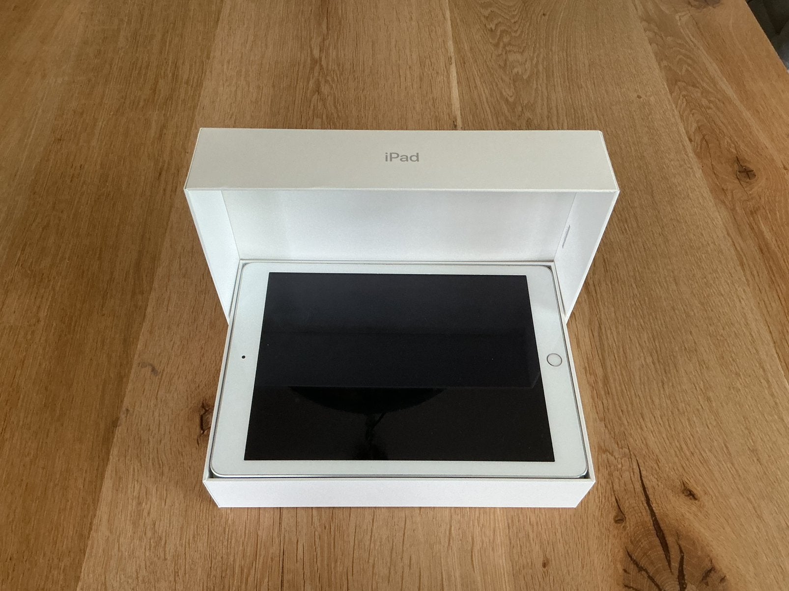 Foto 3 van Apple iPad (5e generatie)