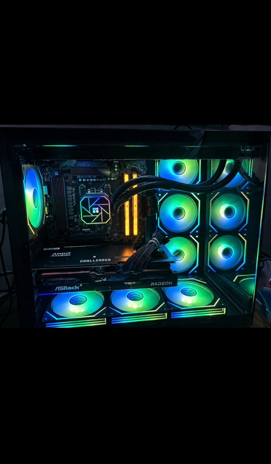 Gaming Pc 9070xt/ Ryzen 7 9850x3d/6 months old Bill included, 32 GB, Ophalen of Verzenden, Zo goed als nieuw, Gaming