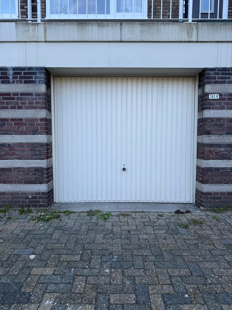 TE HUUR - Garagebox