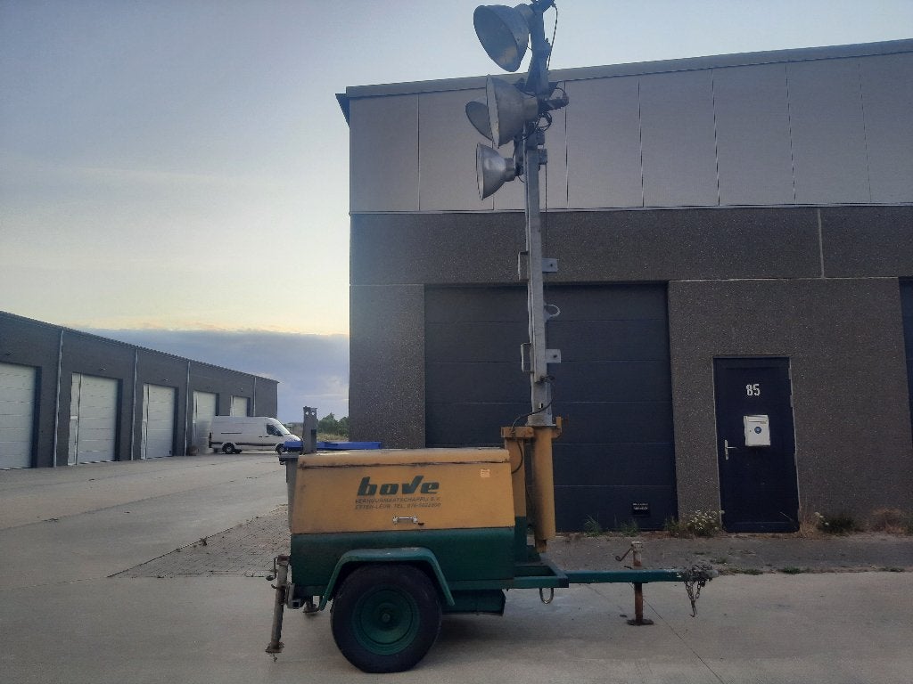 Te koop Amida mobiele lichtmast 4x 1000W, Doe-het-zelf en Verbouw, Ophalen of Verzenden, Gebruikt, 500 watt of meer, Overige typen