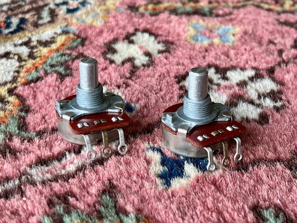 2 x 1974 vintage CTS potmeter 1377440 250K telecaster