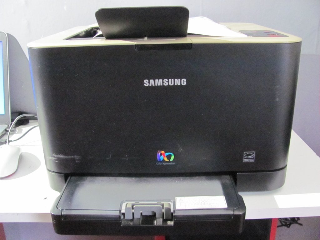 Samsung laserprinter (kleur) type:clp-325, Computers en Software, Printers, Gebruikt, Kleur printen, Printer, Ophalen of Verzenden