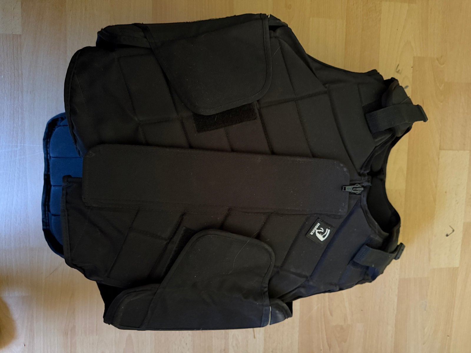 Horka bodyprotector maat s vrijwel ongebruikt, Dieren en Toebehoren, Ophalen, Zo goed als nieuw, Springen