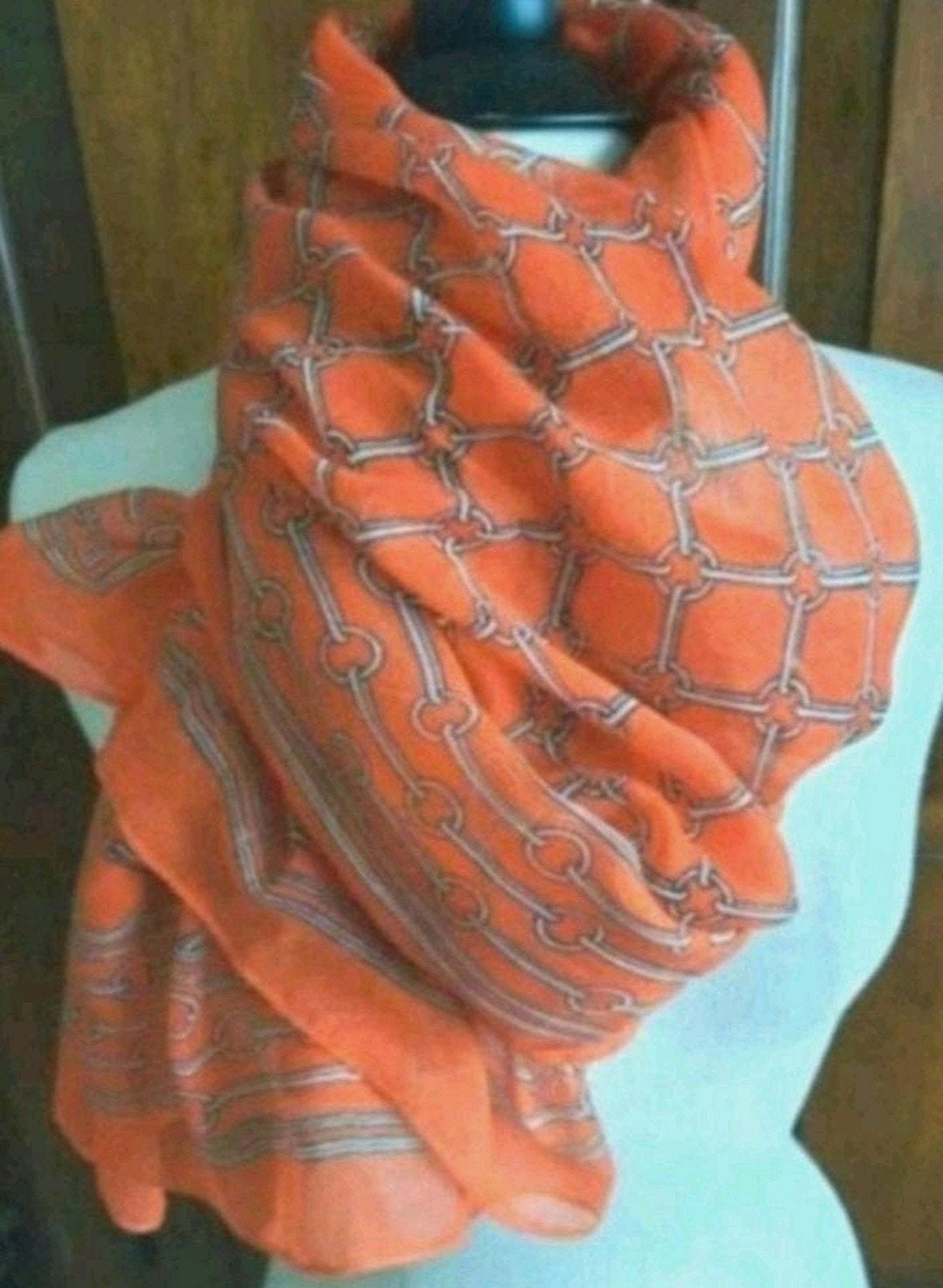 Oranje lange brede shawl met grijs schakelpatroon 174x107 cm, Verzenden, Maat 46/48 (XL) of groter, Nieuw, Onbekend