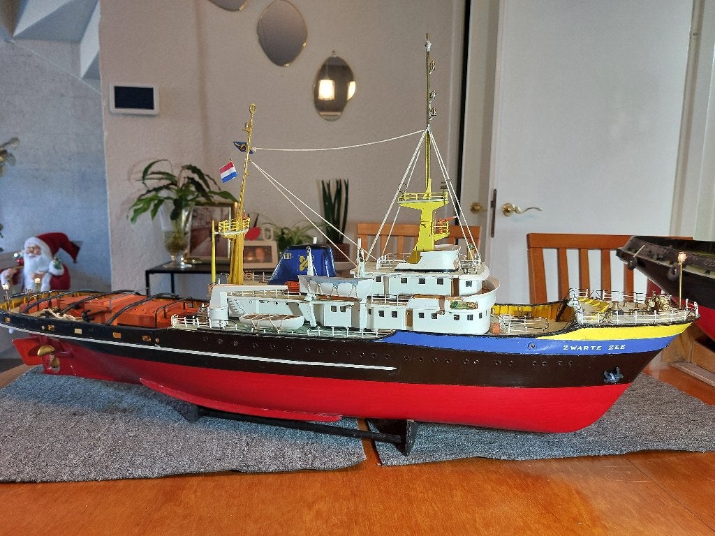 Rc sleepboot Zwarte Zee vaarklaar billing boats, Hobby en Vrije tijd, Ophalen of Verzenden, Zo goed als nieuw, 1:32 tot 1:50, Overige merken