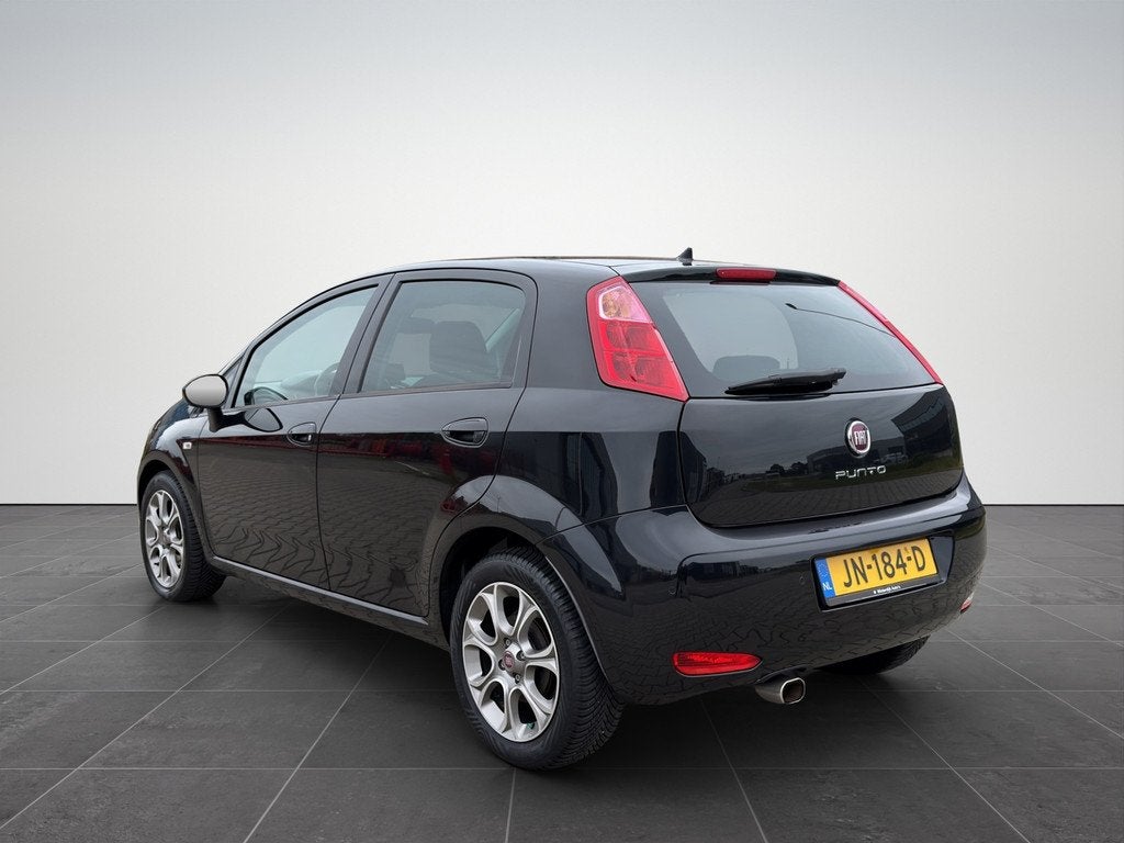 Fiat Punto Evo 0.9 TwinAir Lounge Clima|Cruise|Navigatie|NAP, Voorwielaandrijving, Gebruikt, Euro 6, 100 pk