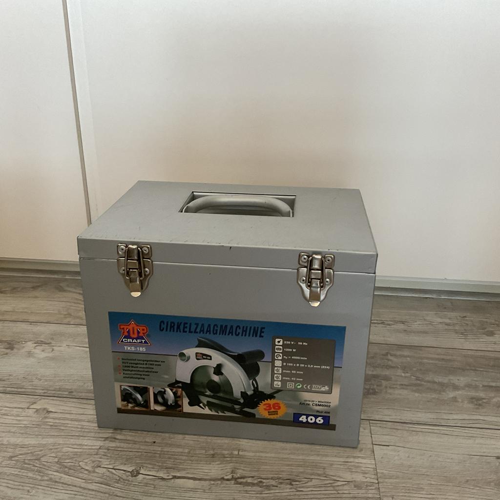 Cirkelzaagmachine, Ophalen, Gebruikt, 1200 watt of meer, 70 mm of meer