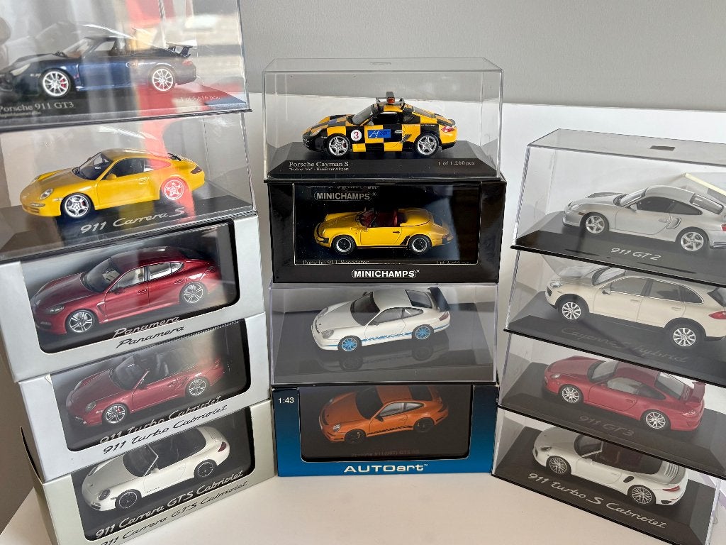 1:43 Porsche, Ophalen of Verzenden, Zo goed als nieuw, Auto, Overige merken