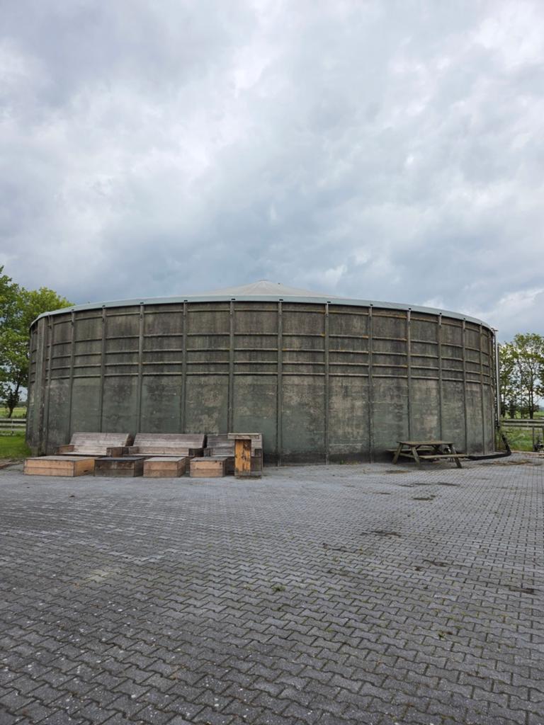 'Stikstofmest' silo te huur, opslag capaciteit 2500 m3, Zakelijke goederen, Agrarisch | Werktuigen, Ophalen of Verzenden