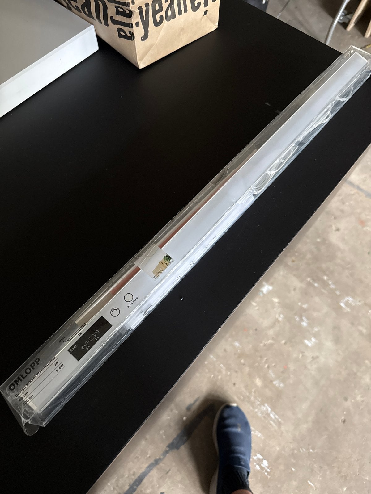 8x IKEA OMLOPP LED Keukenkastverlichting 300lm 5.4W, Wit, IKEA, Zo goed als nieuw, Ophalen
