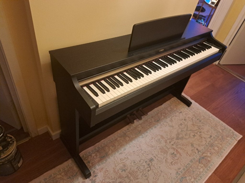 Yamaha Arius YDP-162 Digitale Piano met piano kroek, Ophalen, Zwart, Digitaal, Zo goed als nieuw
