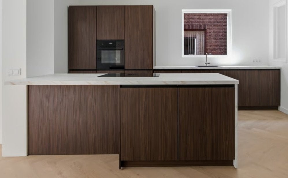 Luxe Greeploze Walnoot Eilandkeuken incl. BORA  GEDEMONTEERD, Overige kleuren, Overige typen, Ophalen of Verzenden, Zo goed als nieuw