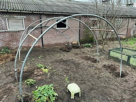 Berg Favorit inground trampoline frame  330 cm, Ophalen, Gebruikt