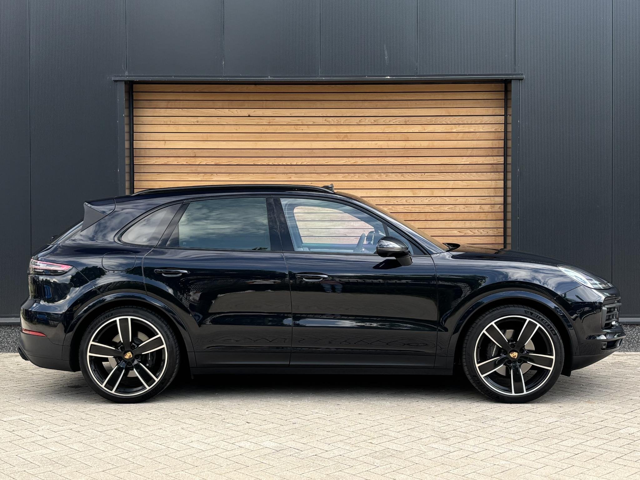 Porsche Cayenne 3.0 E-Hybrid Platinum Edition SPORTUITLAAT|S, Automaat, Cayenne, 14 kWh, Gebruikt