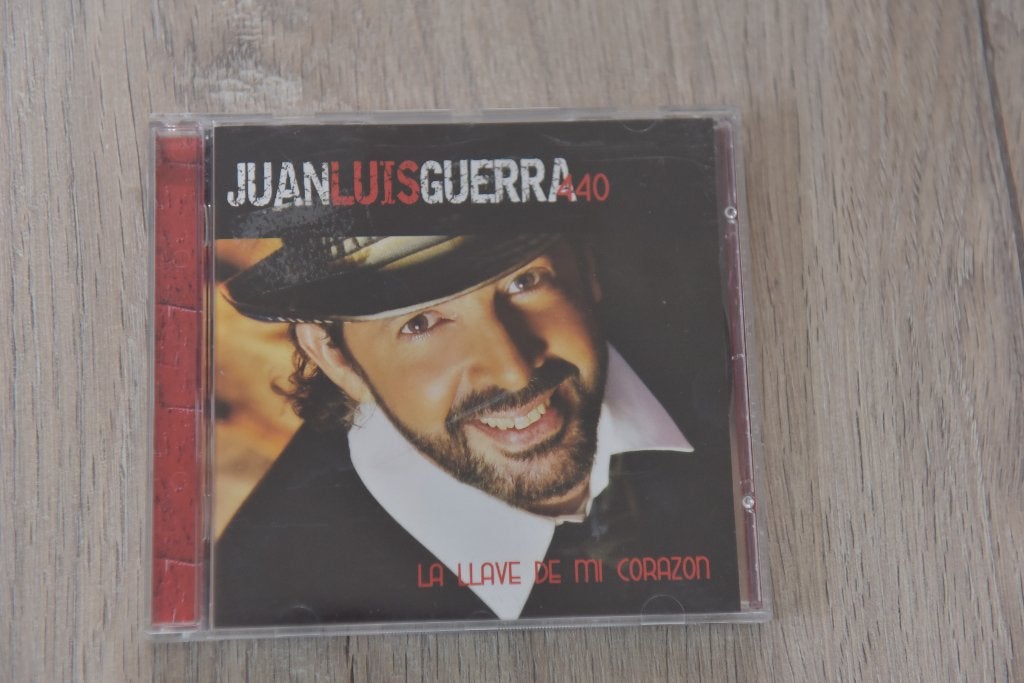 JUAN LUIS GUERRA 440 -- LA LLAVE DE MI CORAZON, Inclusief boekje, Verzenden, Zo goed als nieuw, Salsa