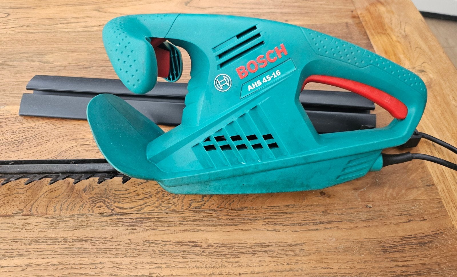 Heggenschaar van Bosch., Tuin en Terras, Heggenscharen, Ophalen, Zo goed als nieuw, Elektrisch, Bosch