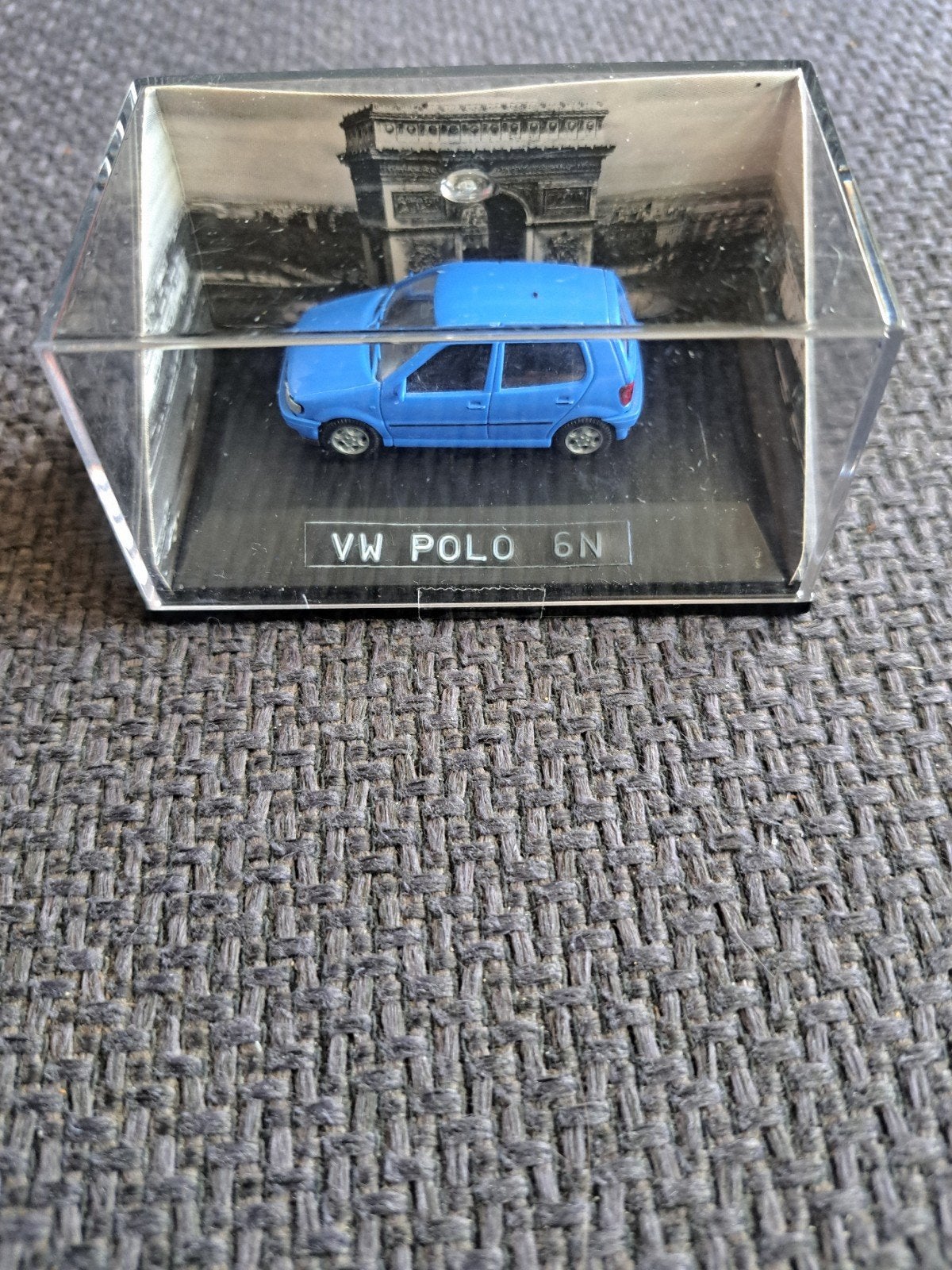 tcm schuco model vw polo 6n, Auto, West germany, Ophalen of Verzenden, Zo goed als nieuw