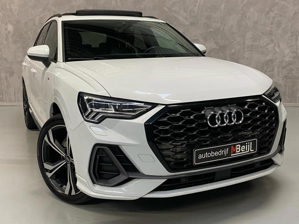 Audi Q3 45 TFSI quattro / 3X S-Line /Pano /Sfeer /Camera, Gebruikt, Euro 6, 1984 cc, Leder en Stof