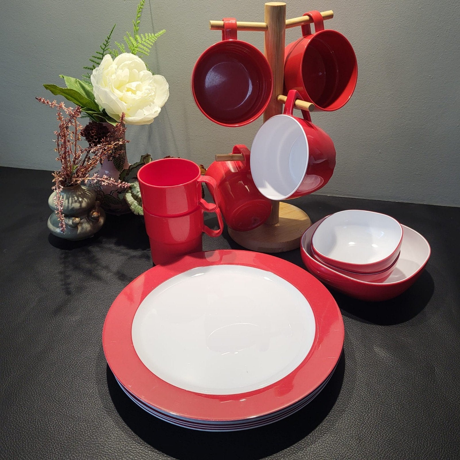 Camping servies Mepal Rosti en Tama - Rood/Wit, Caravans en Kamperen, Kampeeraccessoires, Ophalen of Verzenden, Gebruikt