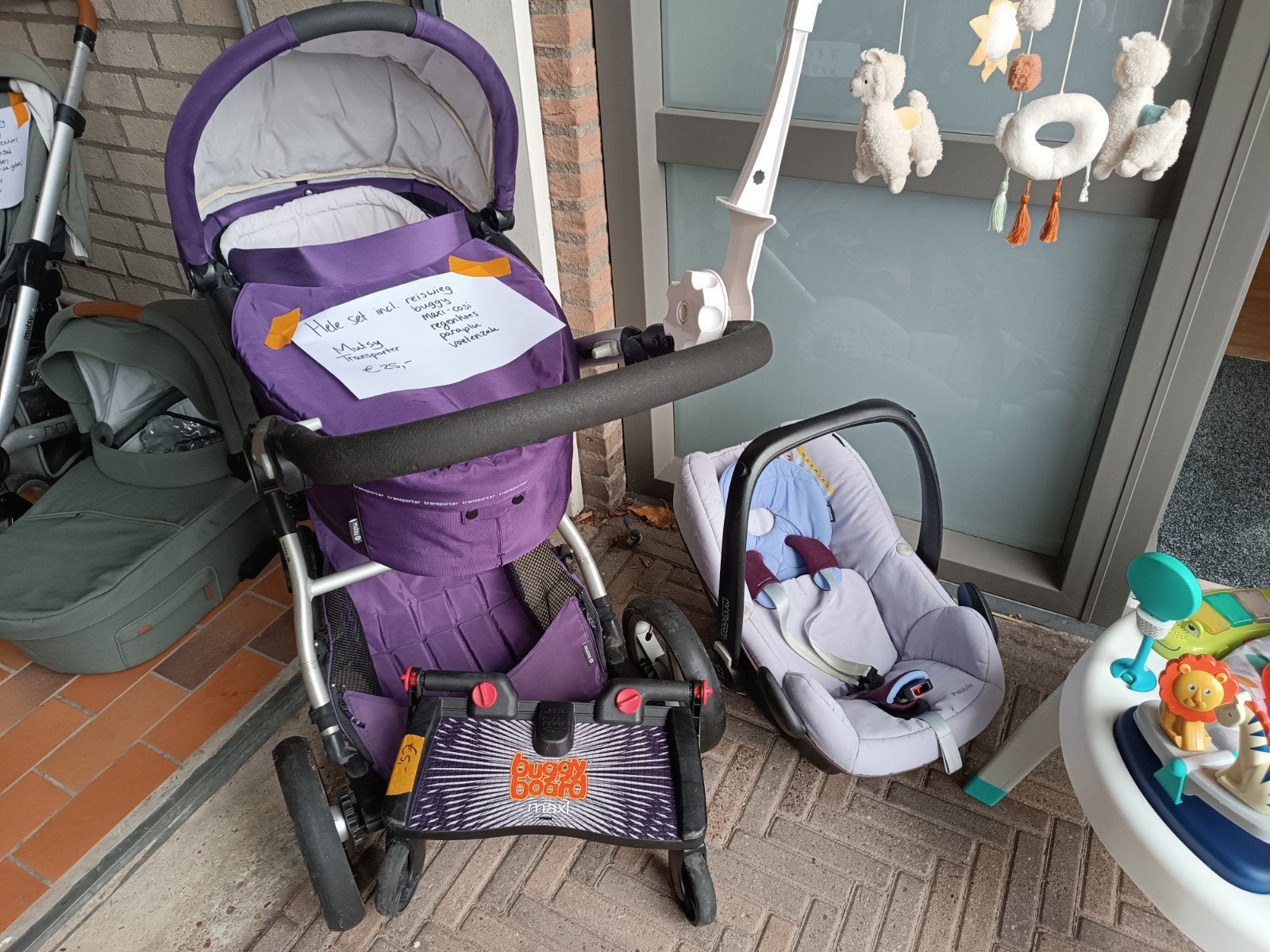 Mutsy Transporter Combiwagen met Maxi-Cosi en accessoires, Kinderen en Baby's, Ophalen, Gebruikt, Met autostoeltje, Combiwagen