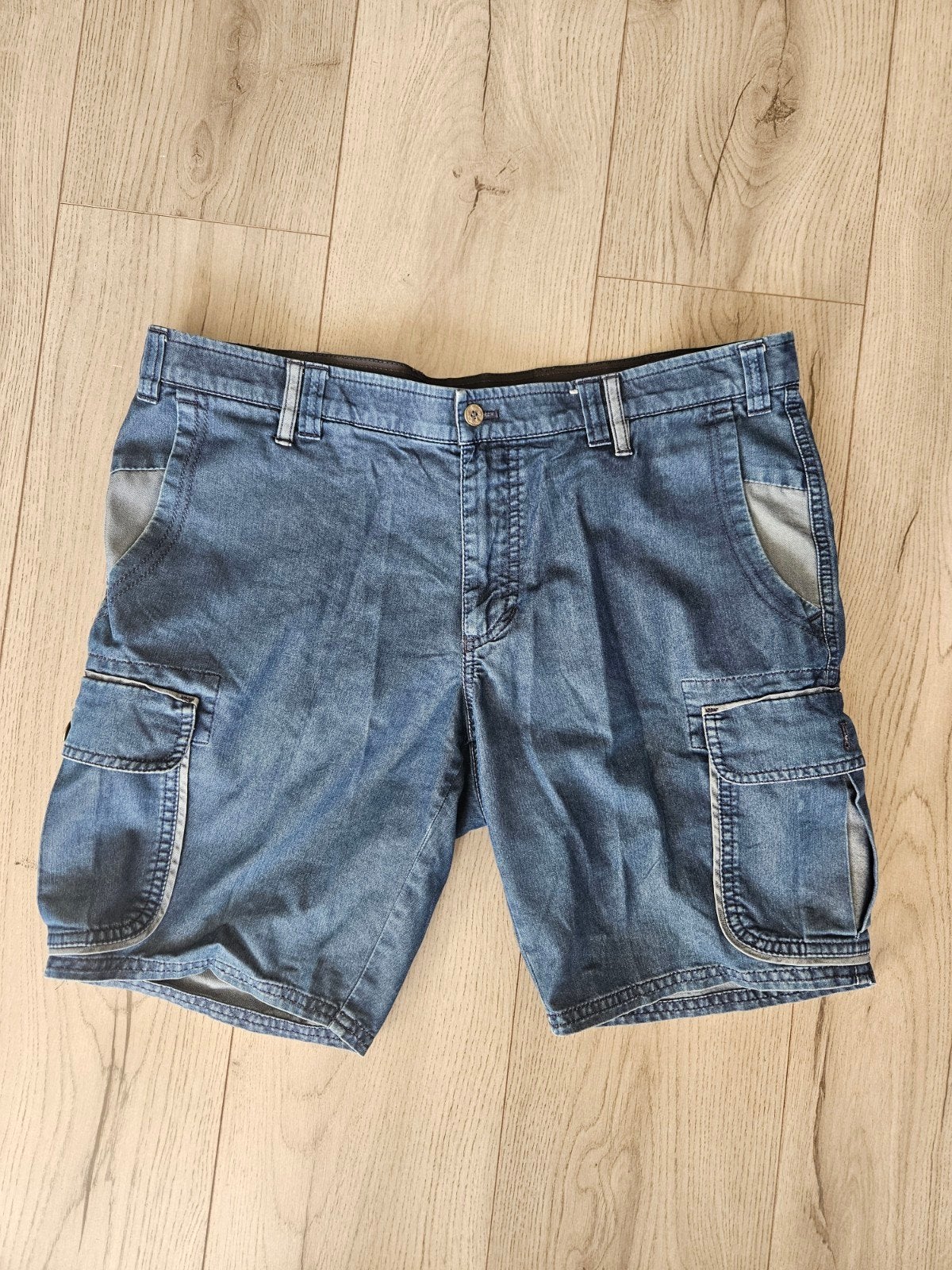Nieuw heren korte spijkerbroek maat l (25) merk m.e.n.s, Maat 52/54 (L), Blauw, Nieuw, Ophalen of Verzenden