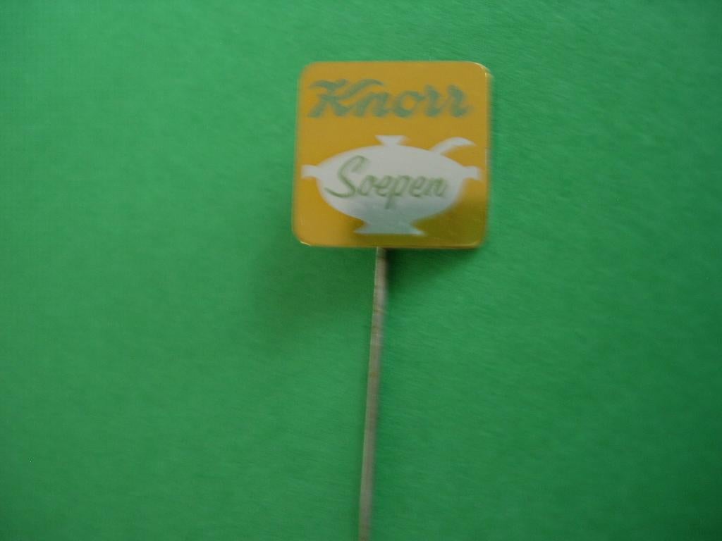Speldje van KNORR soepen (geel), Verzenden, Zo goed als nieuw, Merk, Speldje of Pin