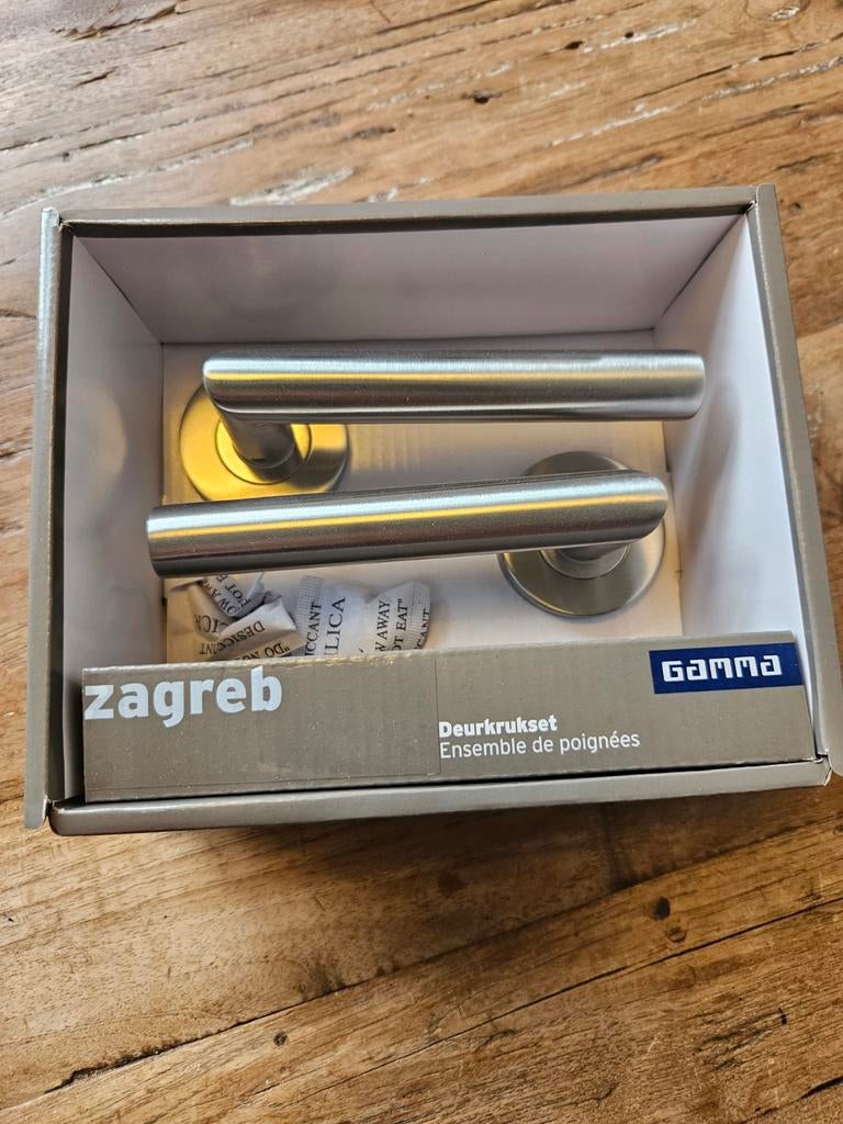 Gamma Deurkrukset Zagreb RVS - Nieuw in doos, Ophalen of Verzenden, Nieuw, Rvs, Klink of Kruk