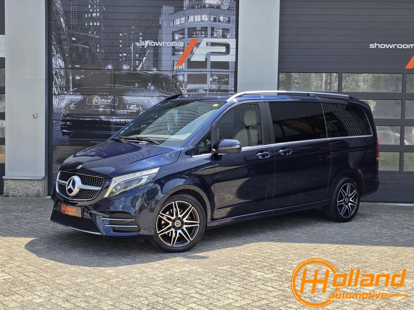 Mercedes V-klasse 300d Lang Avantg. AMG|DC|BTW VRIJ!, Auto's, Automaat, Achterwielaandrijving, Gebruikt, Beige