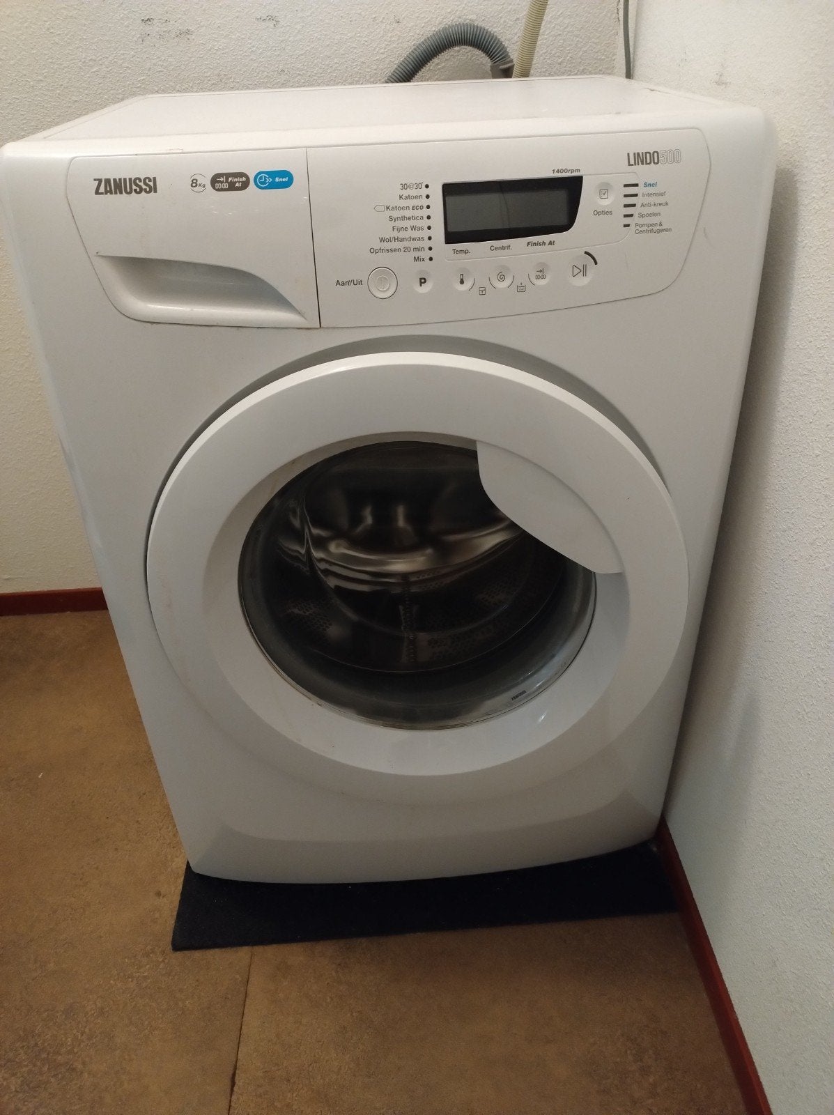 Zanussi wasmachine , Lindo 500,  capaciteit 8 kg, Witgoed en Apparatuur, Ophalen, Zo goed als nieuw, Voorlader, 85 tot 90 cm
