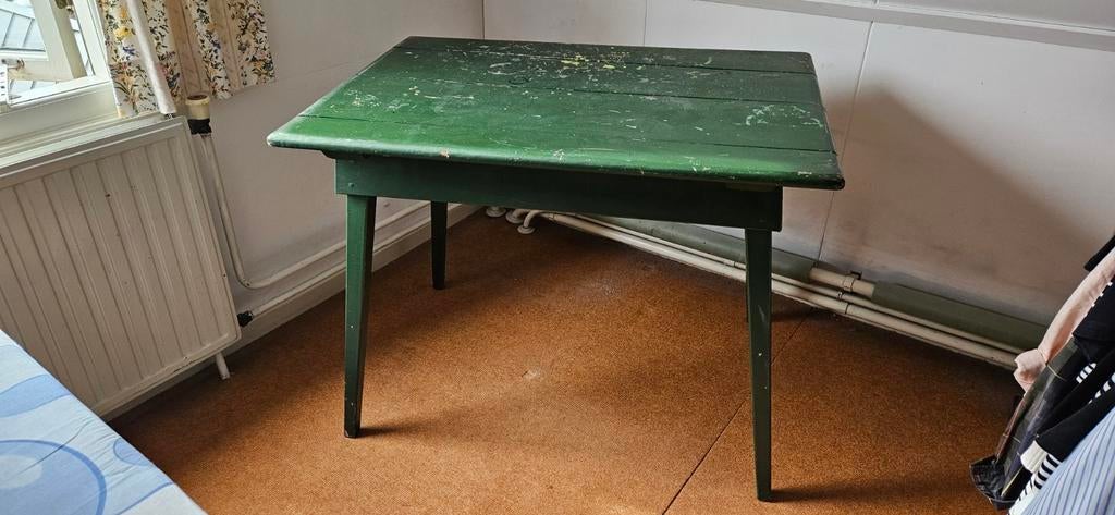 Oude tafel van hout, 70 bij 100 cm, Tuin en Terras, Tuintafels, Ophalen, Gebruikt, Rechthoekig, Hout
