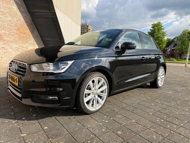 Audi A1 1.0 Tfsi 70KW Sportback 2018 Zwart Pro Line, Auto's, Audi, Stof, Zwart, 95 pk, Zwart