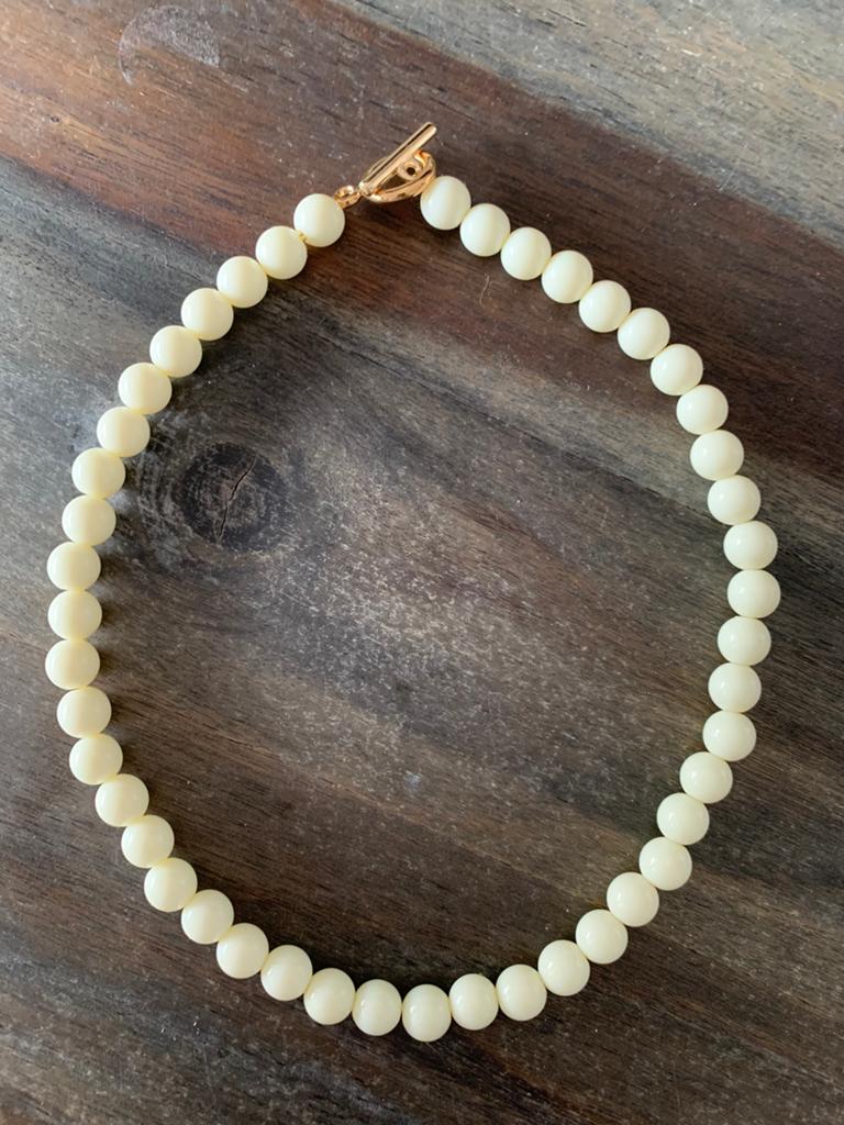 Kralenketting beige/creme, Sieraden, Tassen en Uiterlijk, Ophalen of Verzenden, Nieuw, Overige materialen