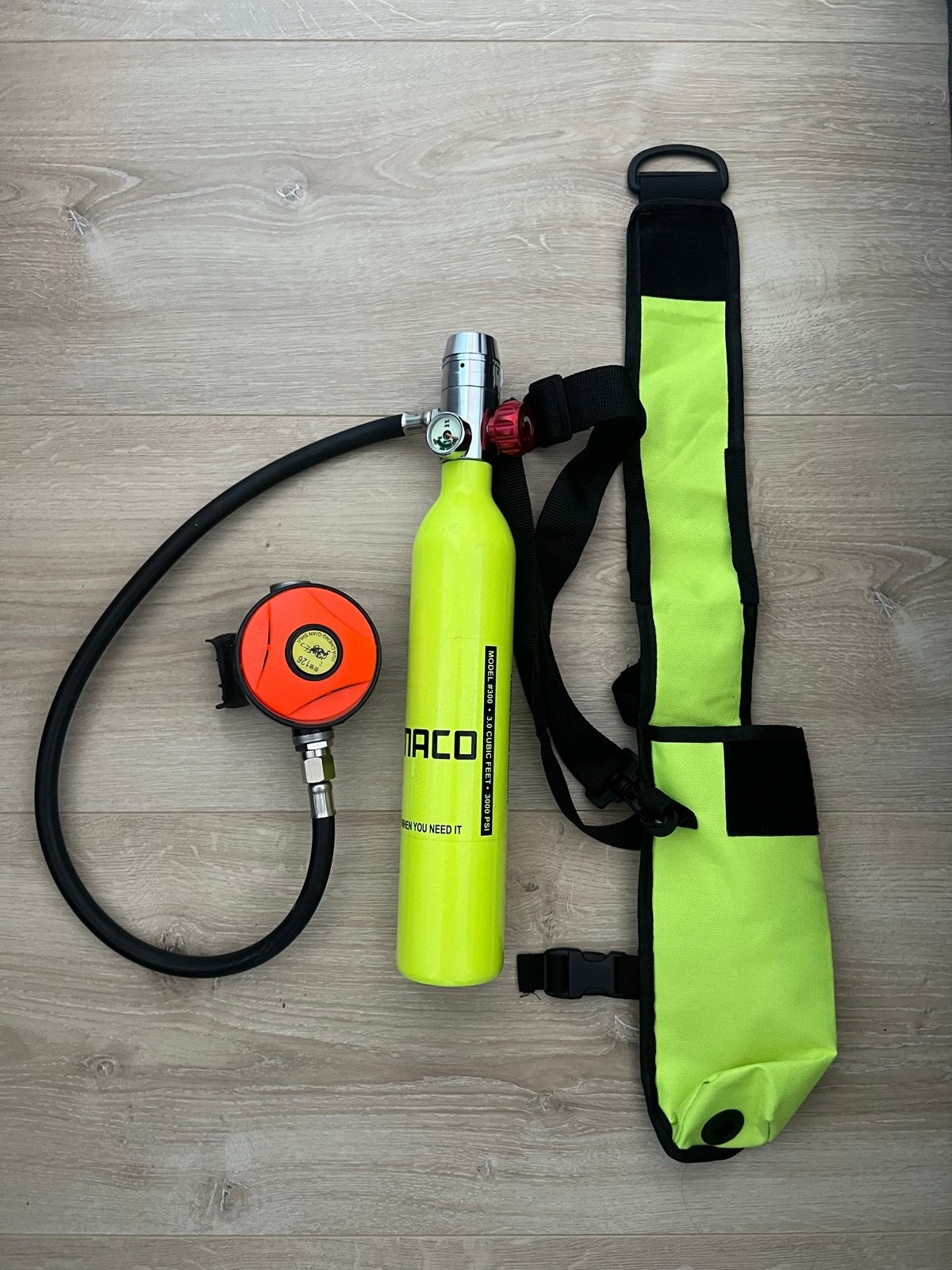 Maco Duikfles met Regulator en Draagtas - Zo goed als nieuw, Watersport en Boten, Duiken, Ophalen, Zo goed als nieuw, Duikfles