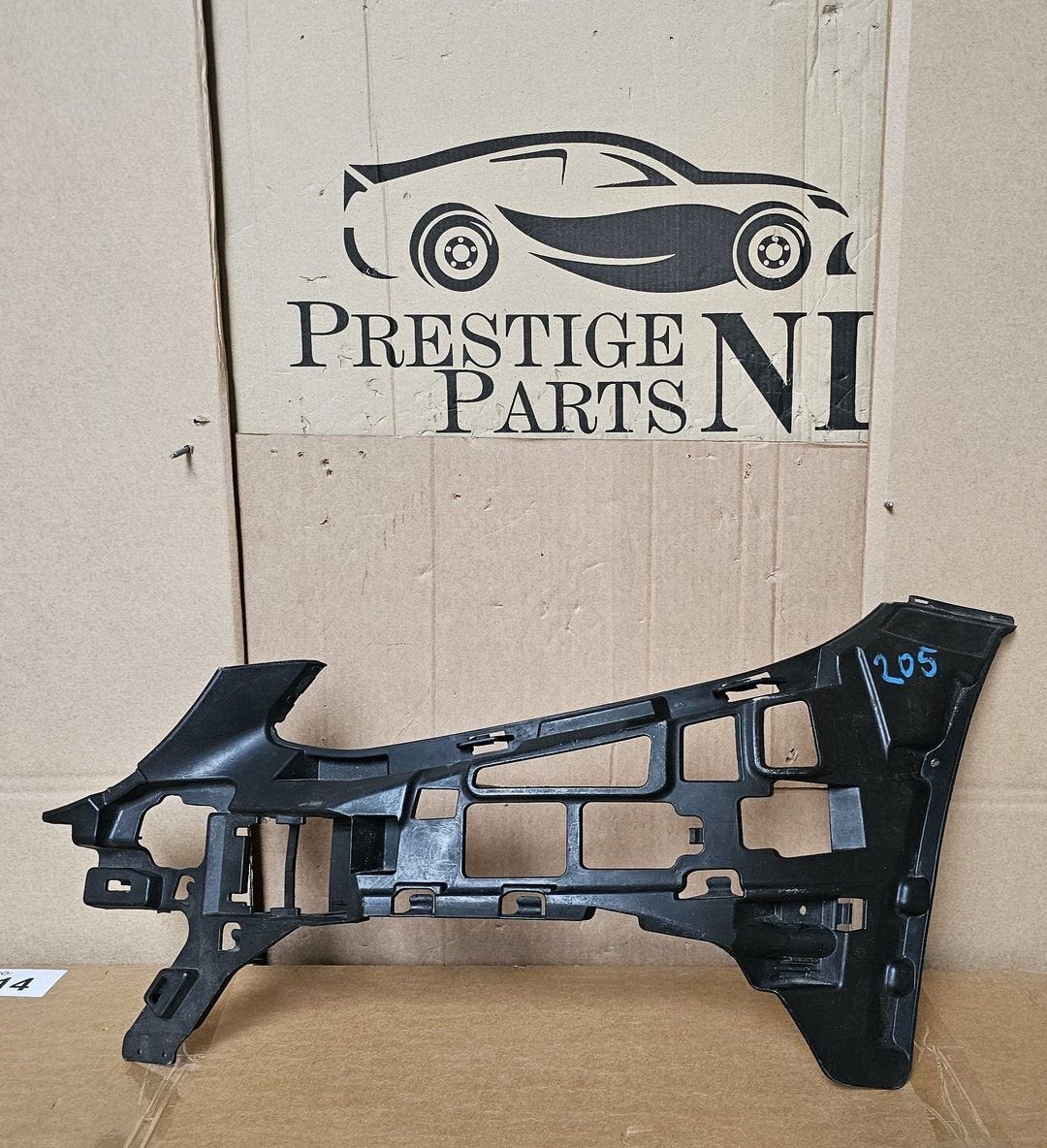 Mercedes W205 S205 Voorbumper Houder steun Mistlamp Links, Gebruikt, -, Voor, -