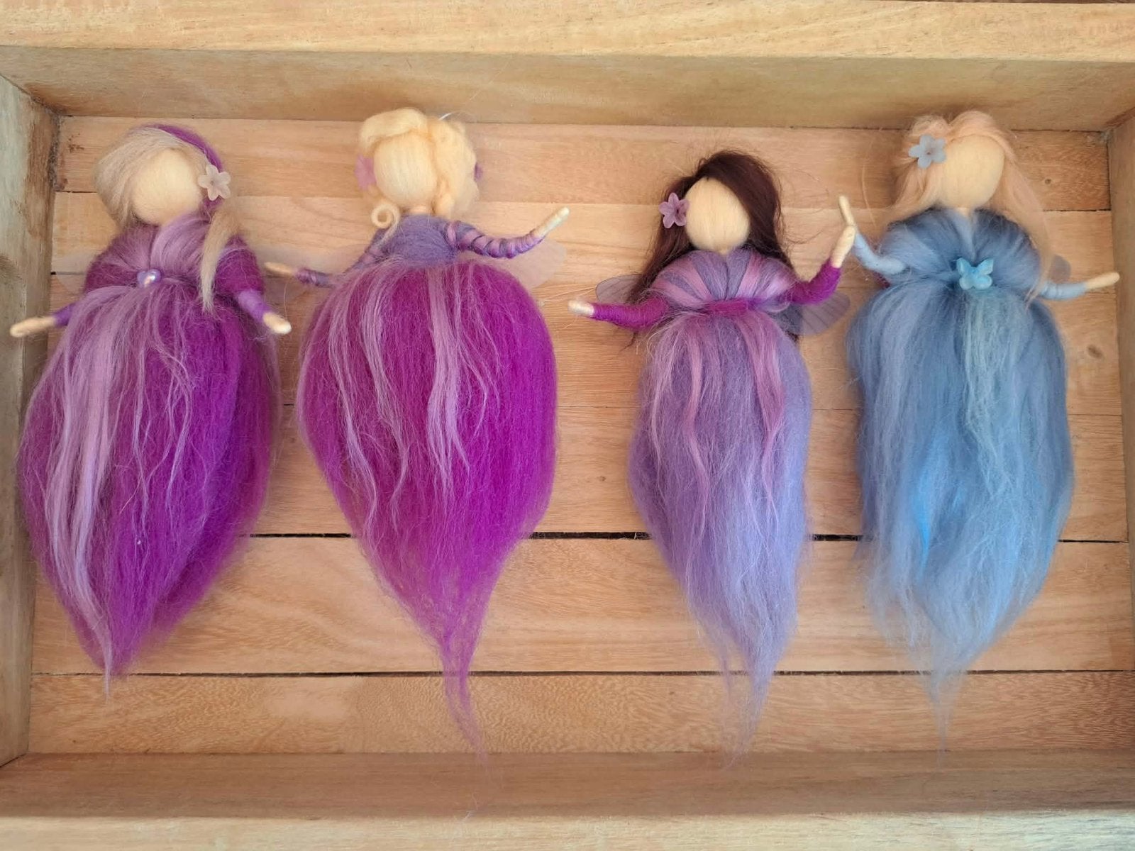 Seizoenstafel fee/engeltjes div kleur babykamer naaldvilt, Ophalen of Verzenden, Nieuw, Figuurtje(s)