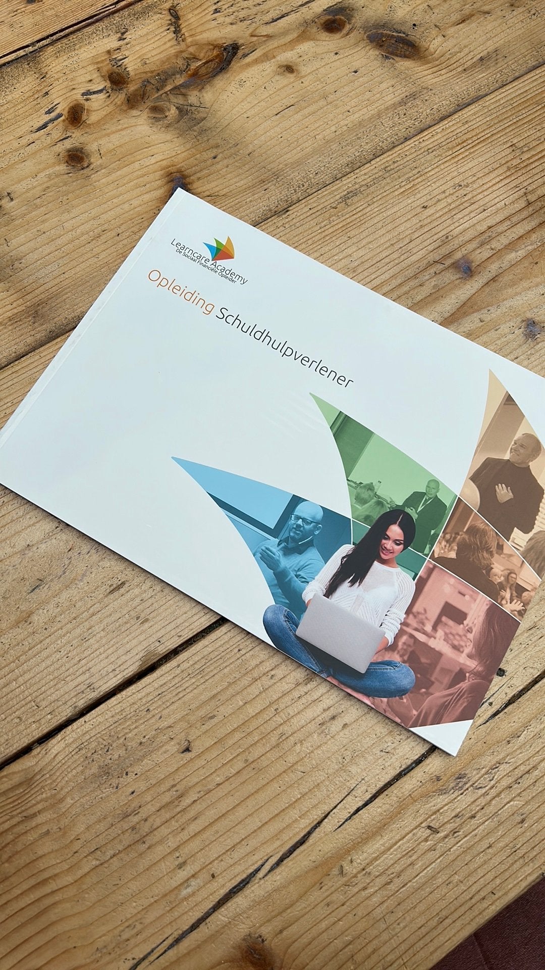 Boek schuldhulpverlener learn care academy, Ophalen of Verzenden, Beta, Nieuw, HBO