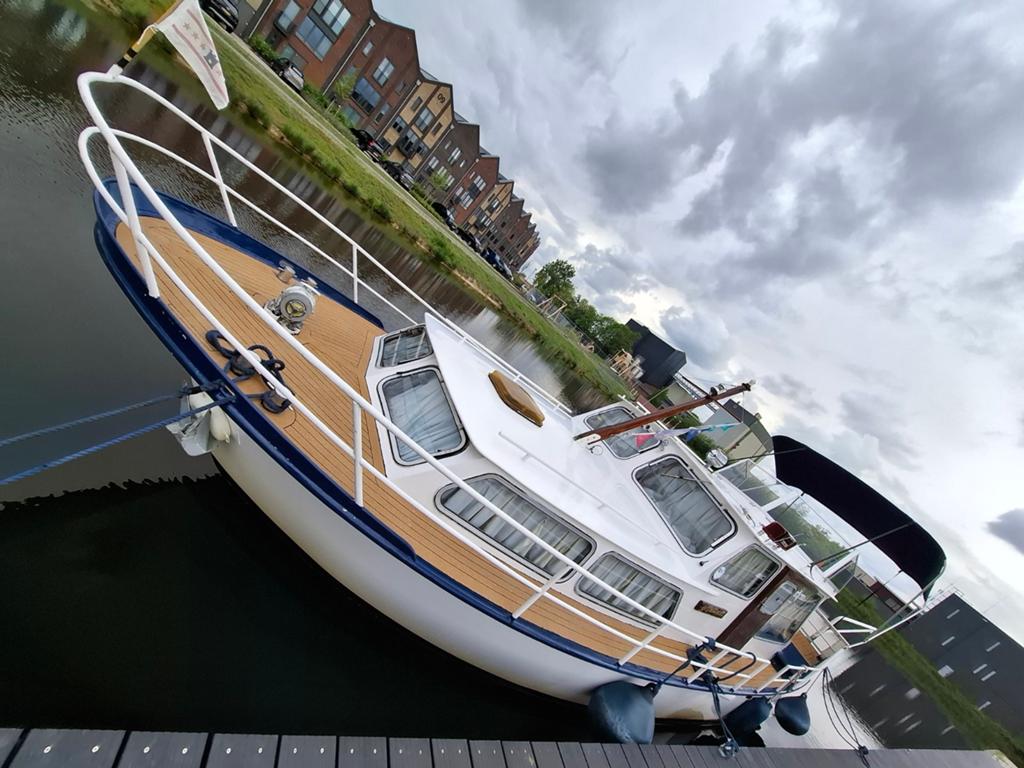 Leuke  stabila kruiser 10.50 daf 475 boegschroef, Watersport en Boten, Motorboten en Motorjachten, Staal, Gebruikt, Binnenboordmotor