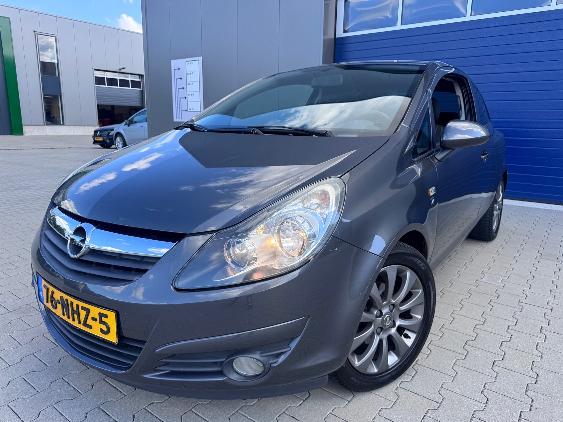 Opel Corsa 1.2-16V Color Edition|Airco|Trekhaak|Nap!, Auto's, Voorwielaandrijving, Euro 5, Zwart, 1229 cc
