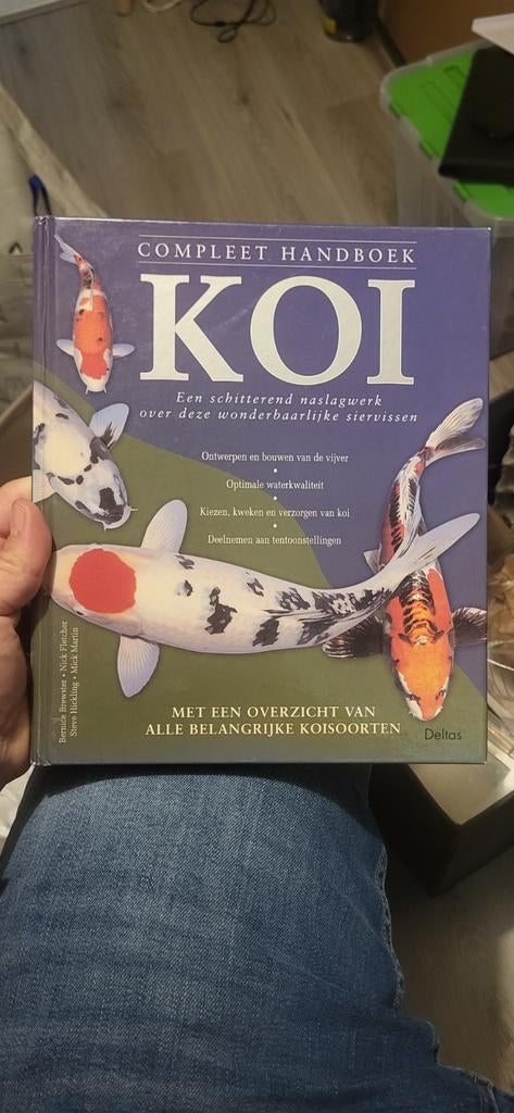 Compleet Handboek Koi - Bernice Brewster e.a., Ophalen of Verzenden, Gelezen, Overige onderwerpen, Bernice Brewster, Nick Fletcher, Steve Hickling, Mick Martin