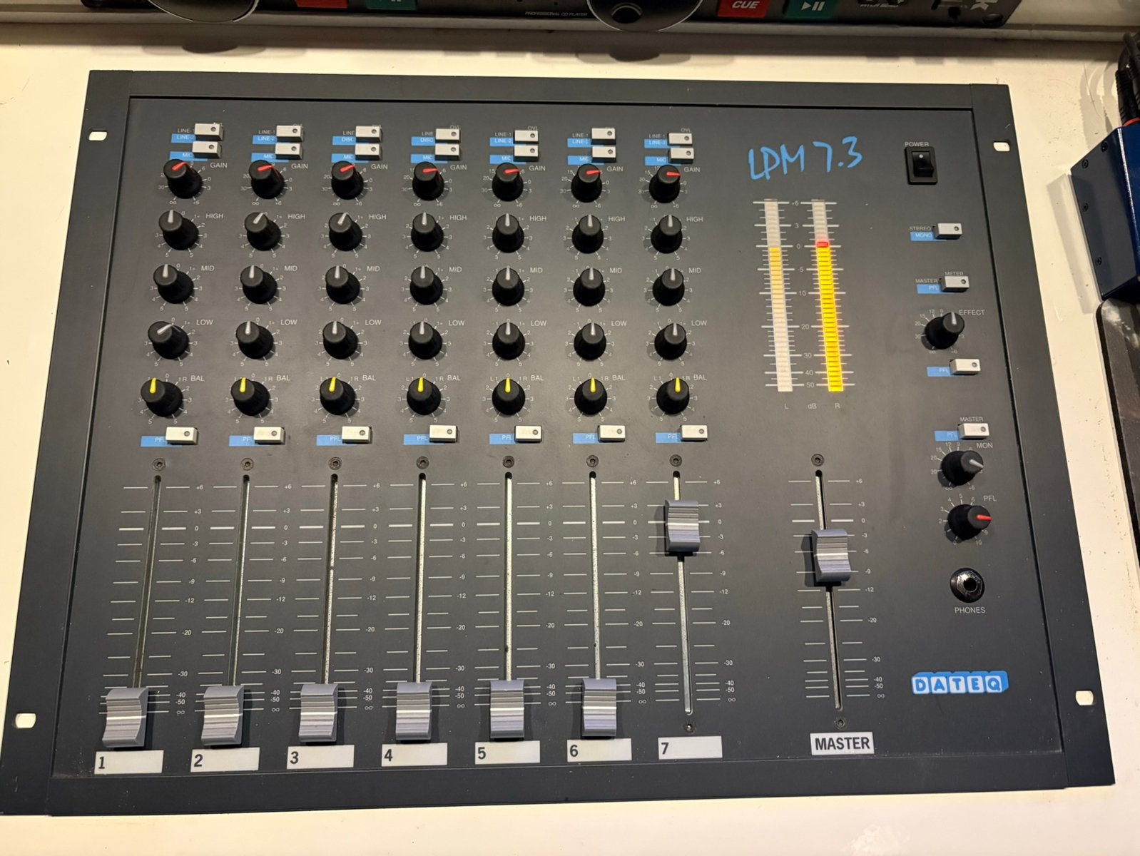Dateq lpm 7.3 in perfecte staat, Muziek en Instrumenten, Ophalen of Verzenden, Zo goed als nieuw