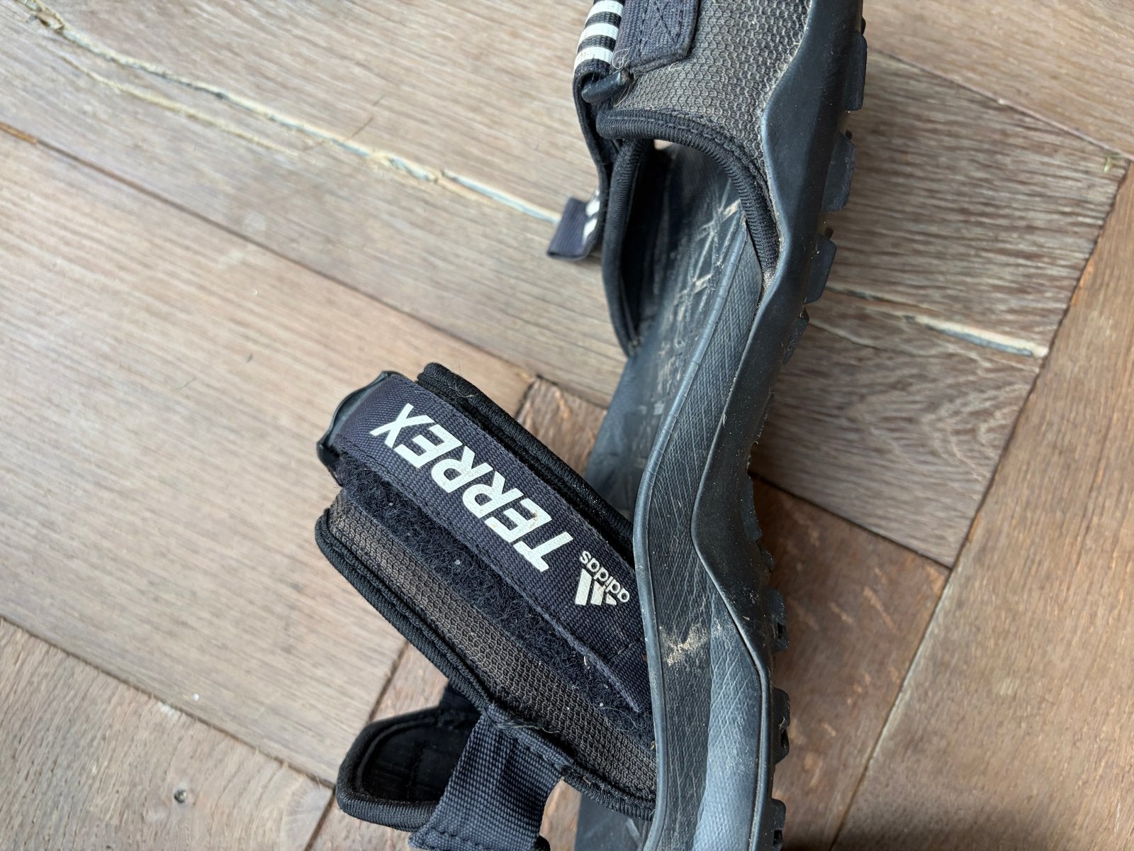 Adidas Terrex Sandalen - Zwart, Ophalen, Gedragen, Zwart, Sandalen of Muiltjes