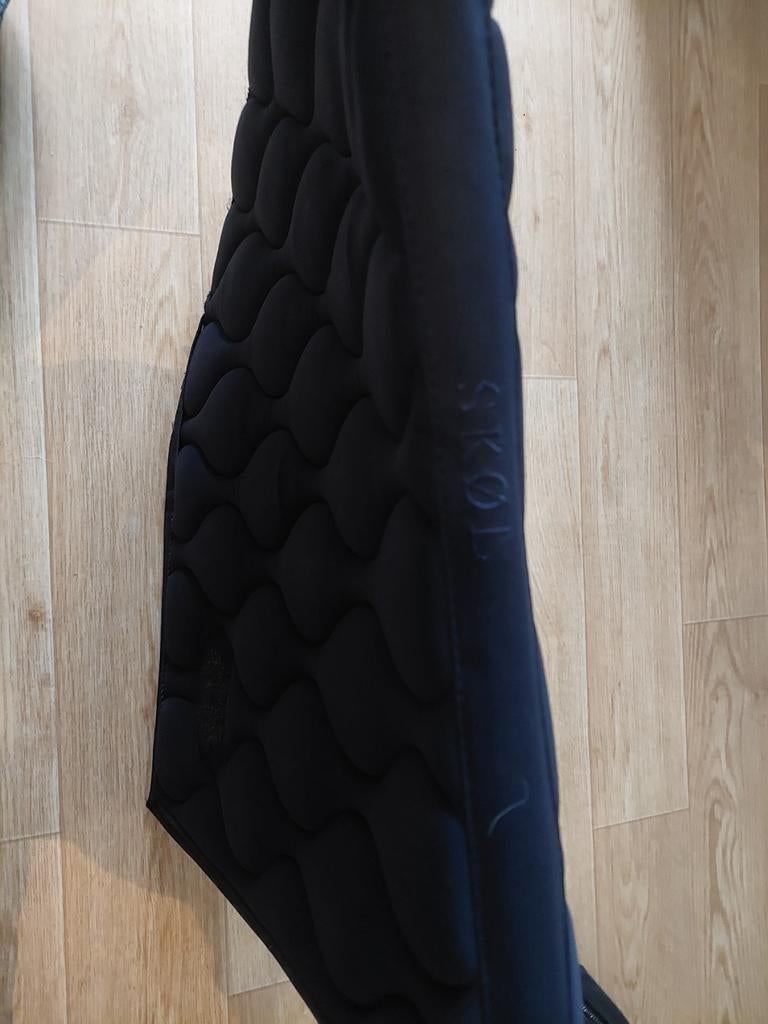 Equistrian stockholm en skol dekjes te koop, Dieren en Toebehoren, Dressuurdekje, Cob (M), Equestrian Stockholm, Ophalen of Verzenden