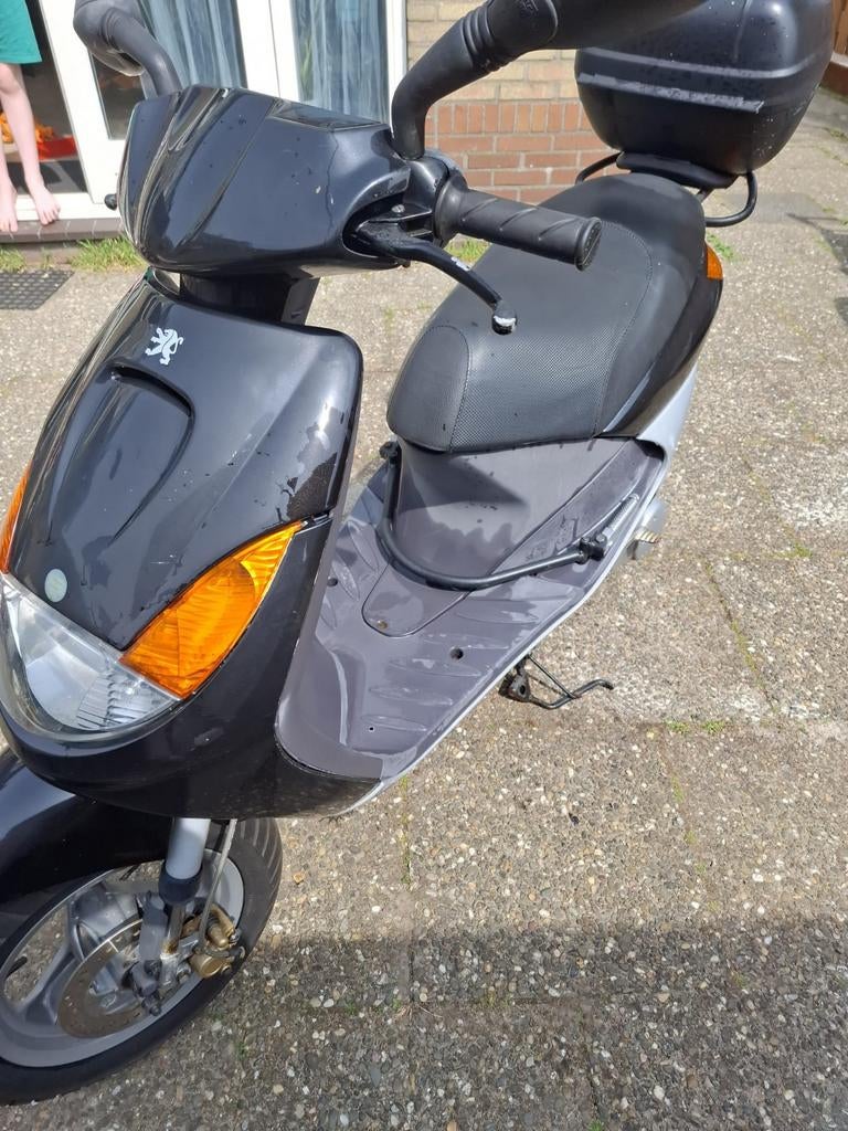 Peugeot viva city sportline  2 takt., Ophalen, Gebruikt, Benzine, Vivacity